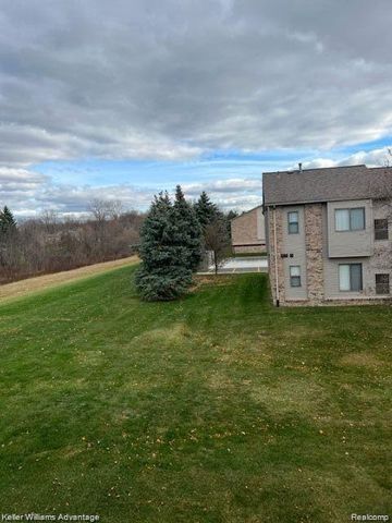 42672 LILLEY POINTE Drive, Canton Charter Township, MI 48187