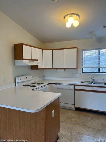 42672 LILLEY POINTE Drive, Canton Charter Township, MI 48187