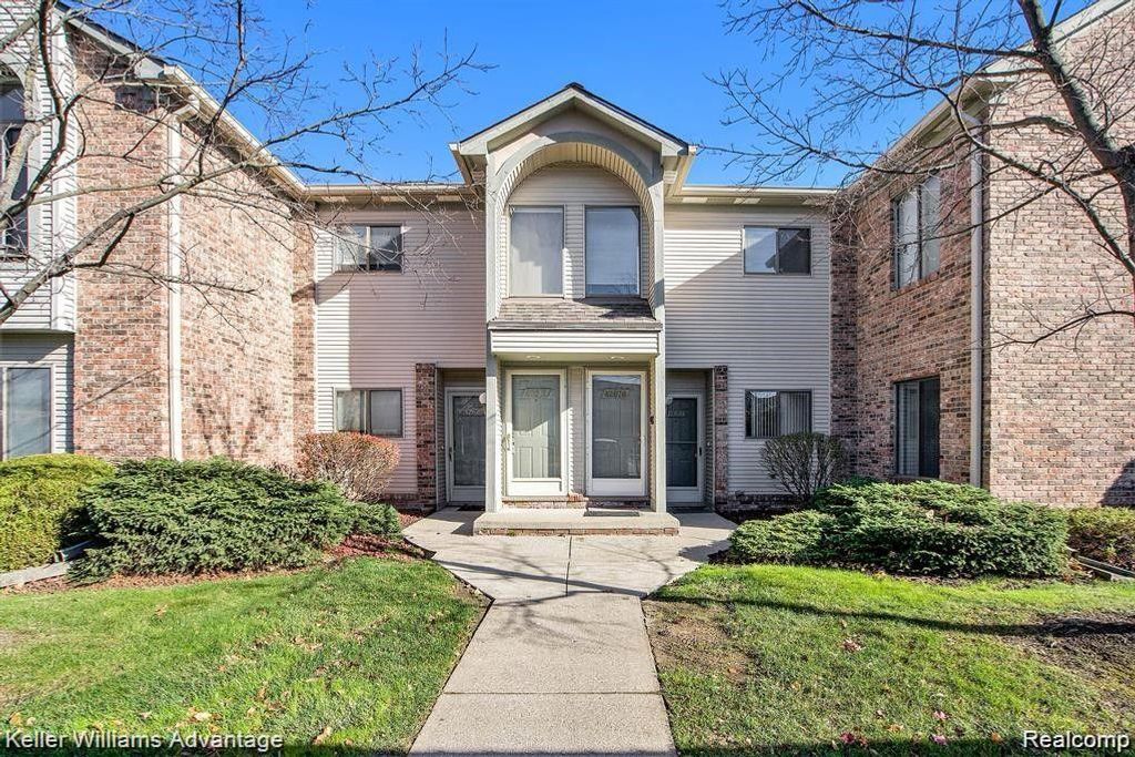 42672 LILLEY POINTE Drive, Canton Charter Township, MI 48187