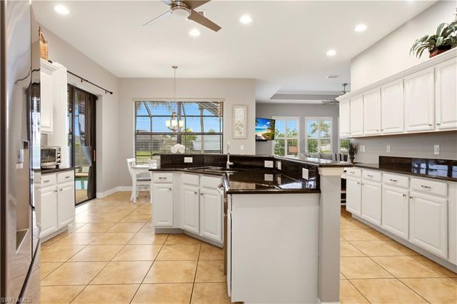 2400 SW 39th TER, Cape Coral, FL 33914