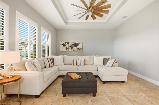 2400 SW 39th TER, Cape Coral, FL 33914