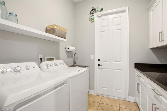 2400 SW 39th TER, Cape Coral, FL 33914