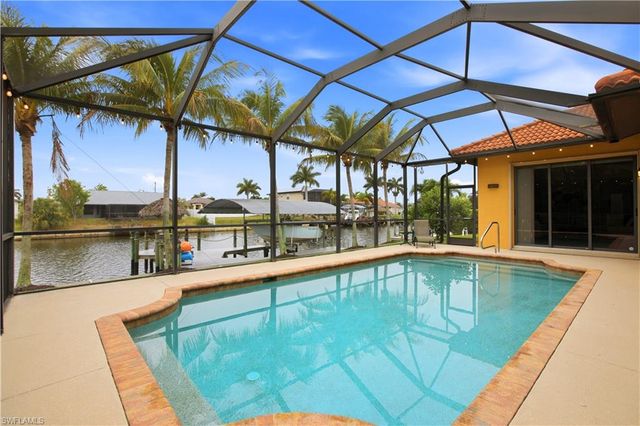 2400 SW 39th TER, Cape Coral, FL 33914
