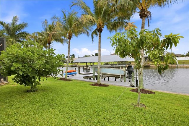 2400 SW 39th TER, Cape Coral, FL 33914