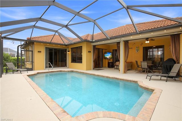 2400 SW 39th TER, Cape Coral, FL 33914