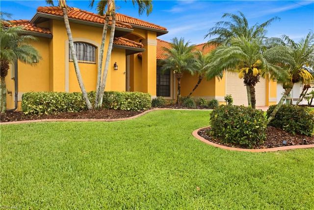 2400 SW 39th TER, Cape Coral, FL 33914