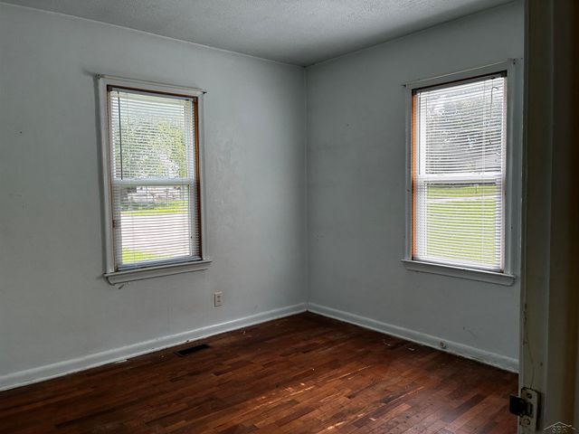 4143 Doran Street, Flint, MI 48504