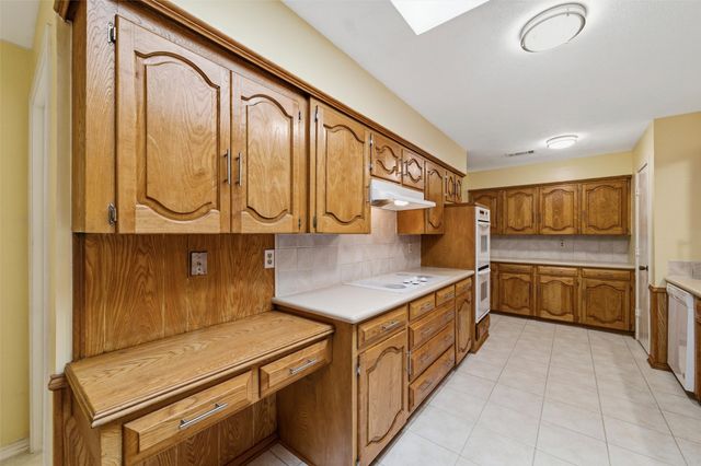 1004 Rainbow Drive, Richardson, TX 75081