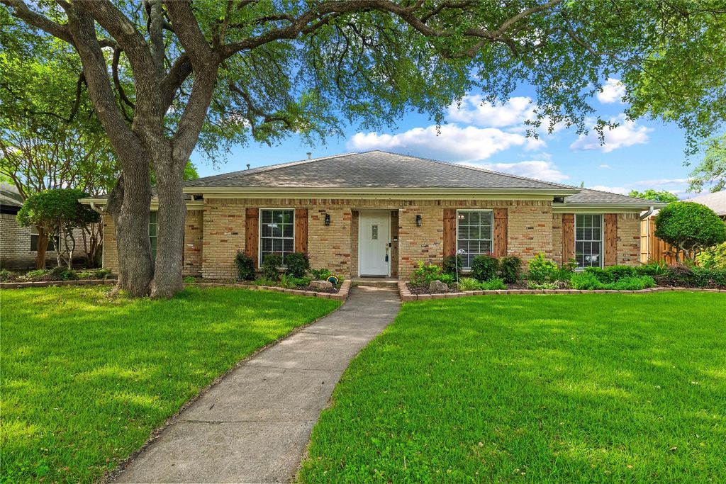 1004 Rainbow Drive, Richardson, TX 75081