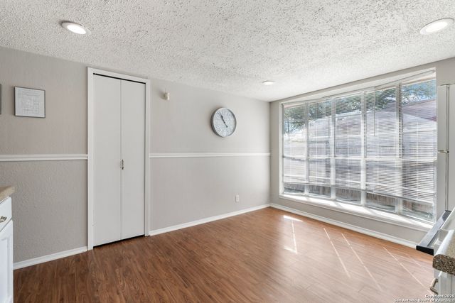 8311 Meadow Forest, San Antonio, TX 78251