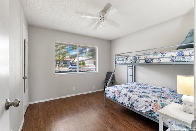 8311 Meadow Forest, San Antonio, TX 78251