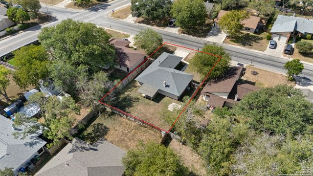 8311 Meadow Forest, San Antonio, TX 78251