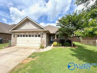 7204 Lathan Drive SE, Owens Cross Roads, AL 35763