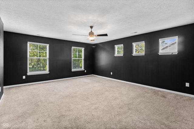 210 Lynnette Way, Cumberland, IN 46229