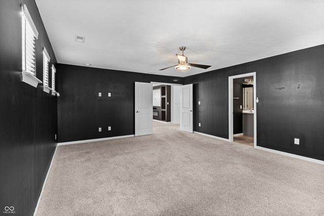 210 Lynnette Way, Cumberland, IN 46229