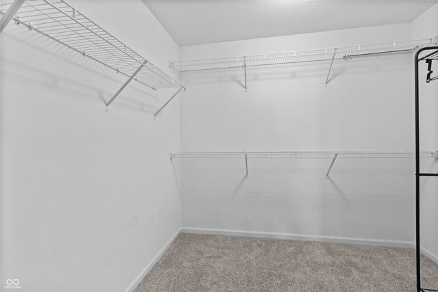 210 Lynnette Way, Cumberland, IN 46229