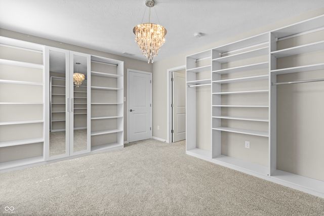 210 Lynnette Way, Cumberland, IN 46229