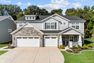 210 Lynnette Way, Cumberland, IN 46229