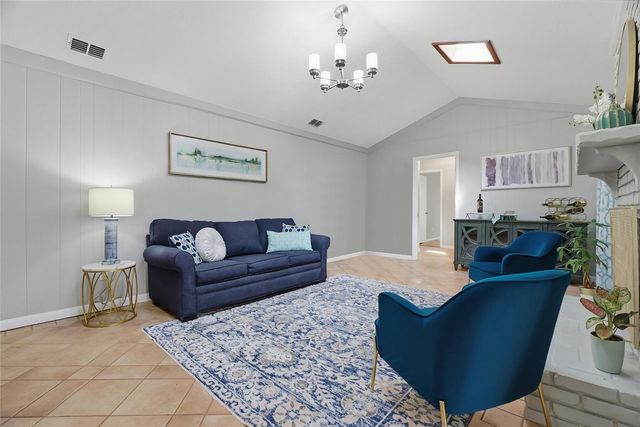 223 ROYAL OAKS CIRCLE, Longwood, FL 32779