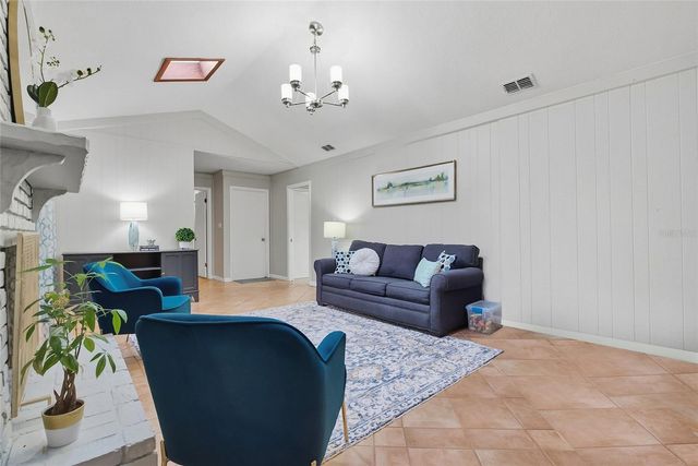 223 ROYAL OAKS CIRCLE, Longwood, FL 32779