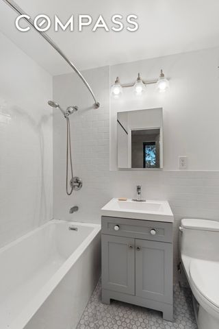 3960 54th St Apt 4K, New York City, NY 11377