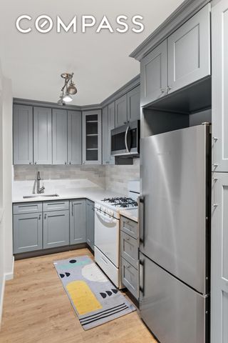 3960 54th St Apt 4K, New York City, NY 11377