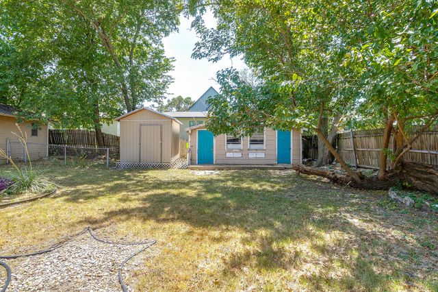 515 W Bridge Street, Weatherford, TX 76086