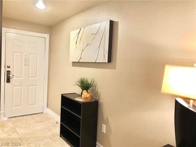 270 FLAMINGO Road 120, Las Vegas, NV 89169