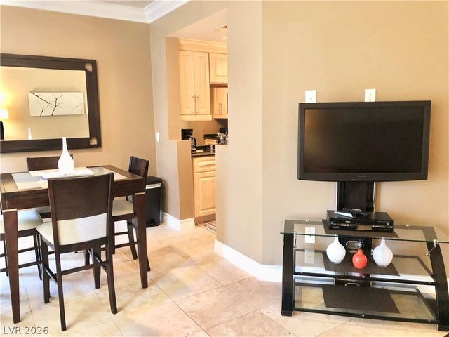 270 FLAMINGO Road 120, Las Vegas, NV 89169