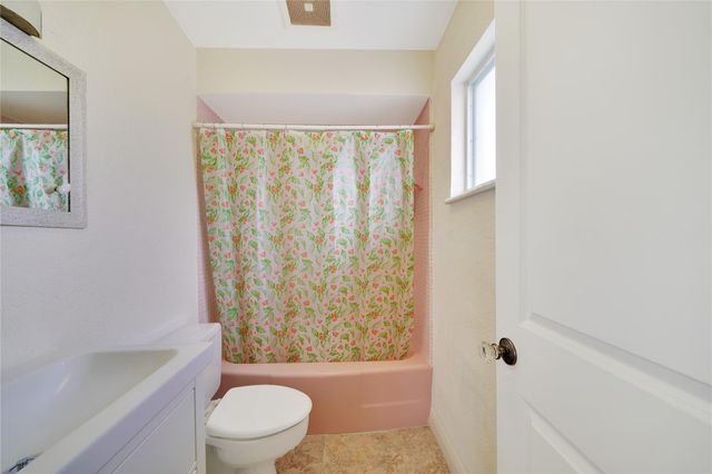 2701 Middle River Drive 11, Fort Lauderdale, FL 33306
