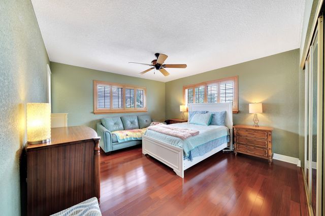 2701 Middle River Drive 11, Fort Lauderdale, FL 33306