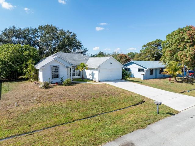 1116 SE Puritan Lane, Port St. Lucie, Port St Lucie, FL 34983