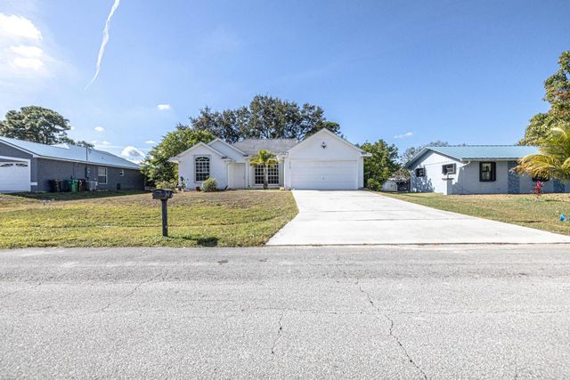 1116 SE Puritan Lane, Port St. Lucie, Port St Lucie, FL 34983