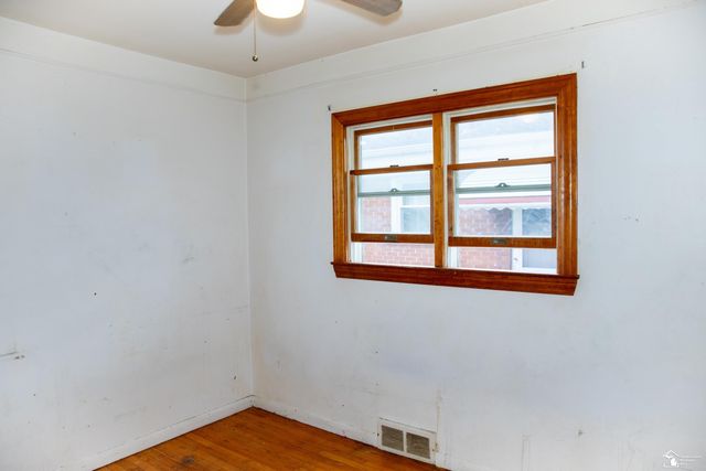 735 Detroit Avenue, Lincoln Park, MI 48146