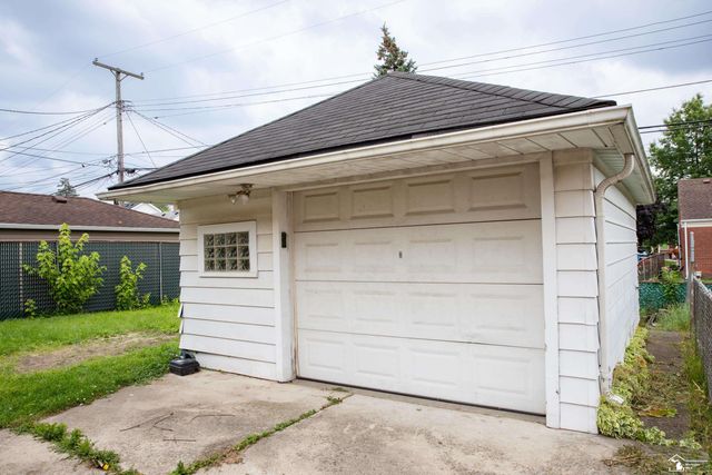 735 Detroit Avenue, Lincoln Park, MI 48146