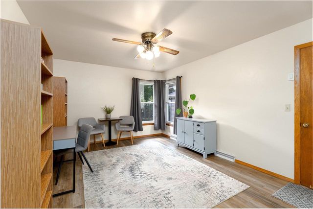 1011 S BLUEMOUND DRIVE, Appleton, WI 54914