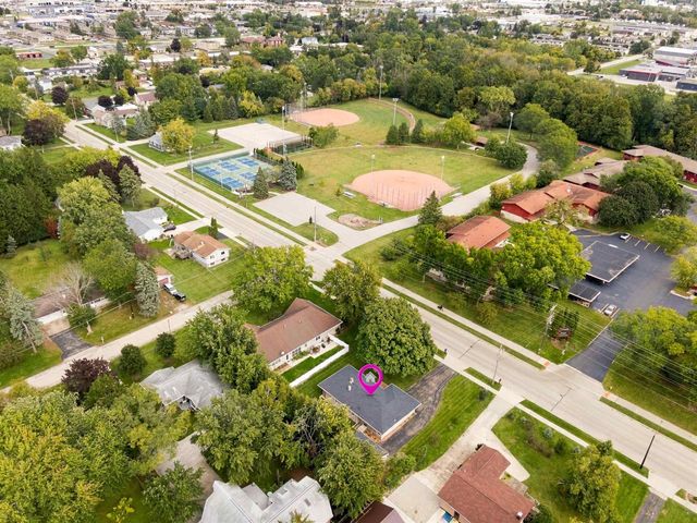 1011 S BLUEMOUND DRIVE, Appleton, WI 54914