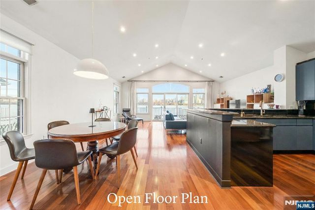 11 Lydia, West New York, NJ 07093