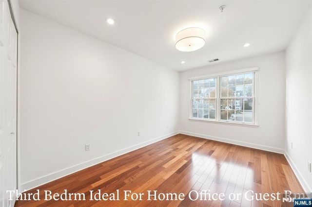 11 Lydia, West New York, NJ 07093