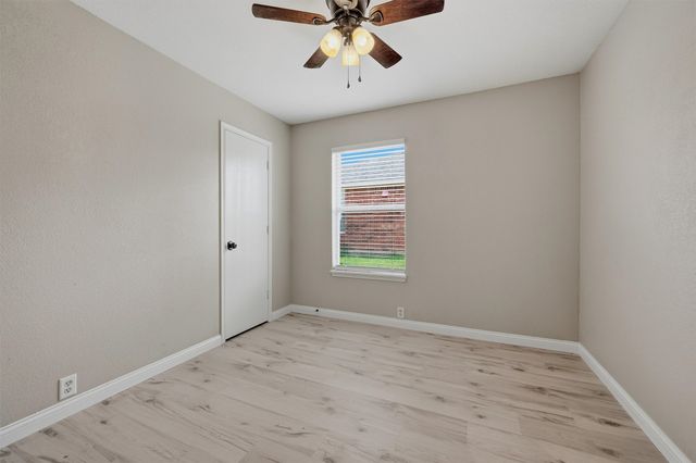 4517 Blue Jay Lane, Sherman, TX 75092
