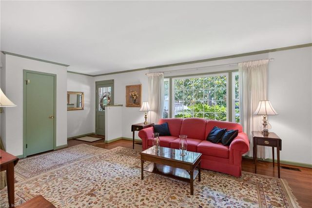 742 Jouett DR, Newport News, VA 23608