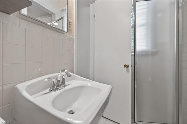 742 Jouett DR, Newport News, VA 23608