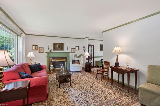 742 Jouett DR, Newport News, VA 23608