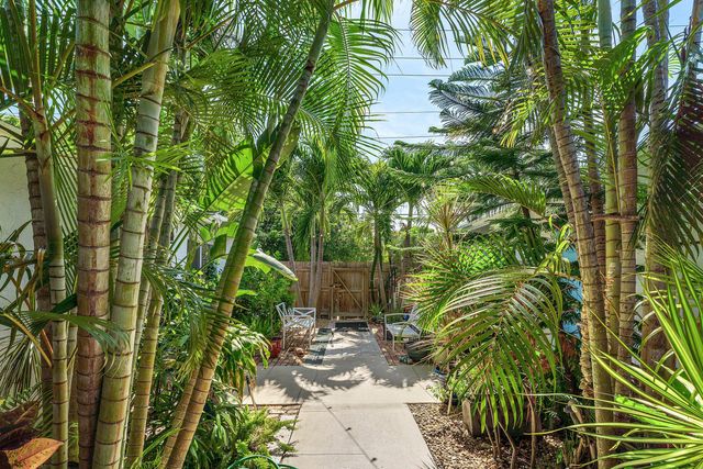 334 NE 7th Avenue, Delray Beach, FL 33483