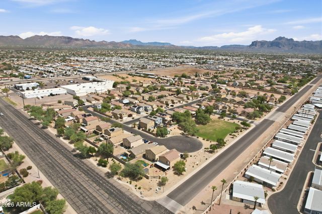 10826 E AZALEA Avenue, Mesa, AZ 85208