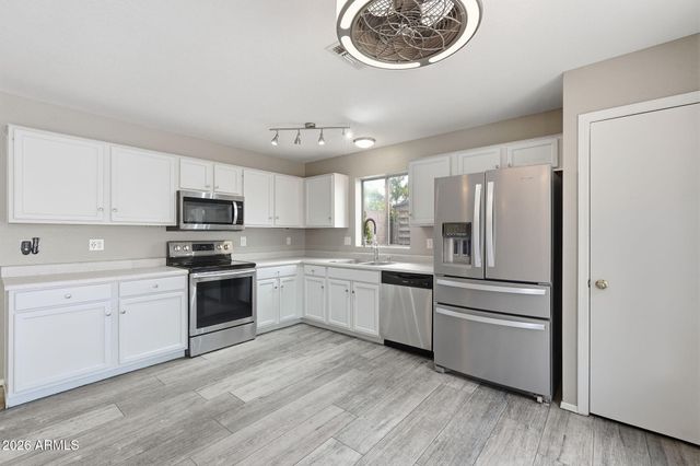 10826 E AZALEA Avenue, Mesa, AZ 85208