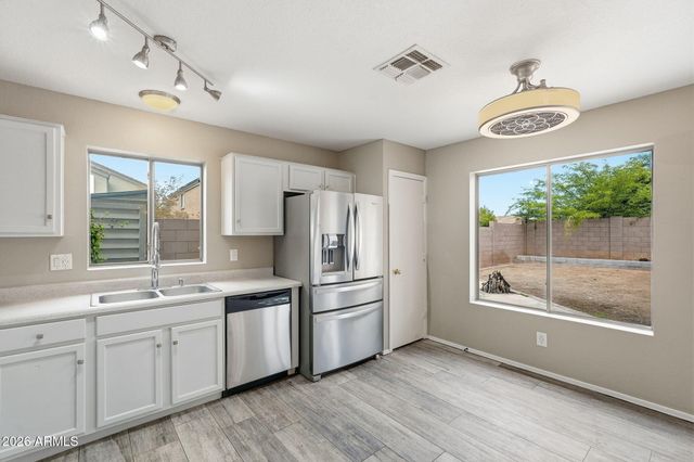 10826 E AZALEA Avenue, Mesa, AZ 85208