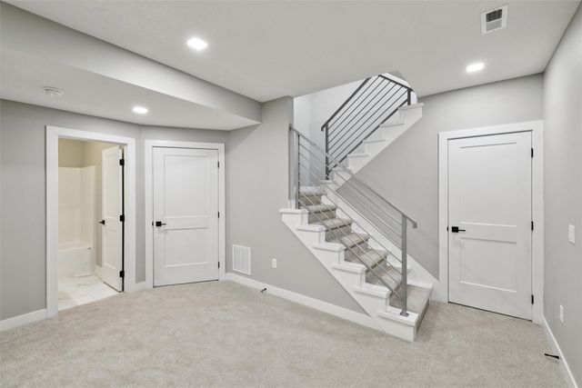 15575 Rocklyn Place, Clive, IA 50325