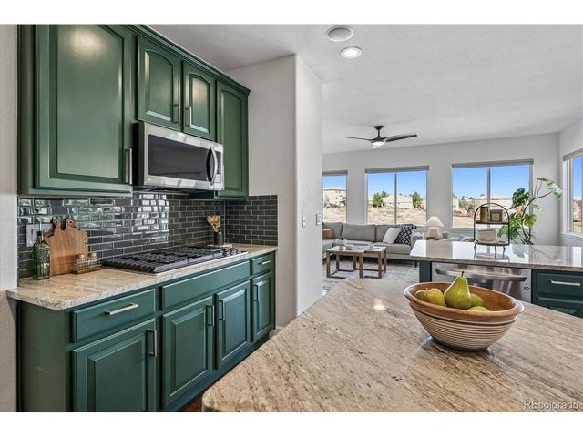 2861 Canyon Crest Dr, Highlands Ranch, CO 80126