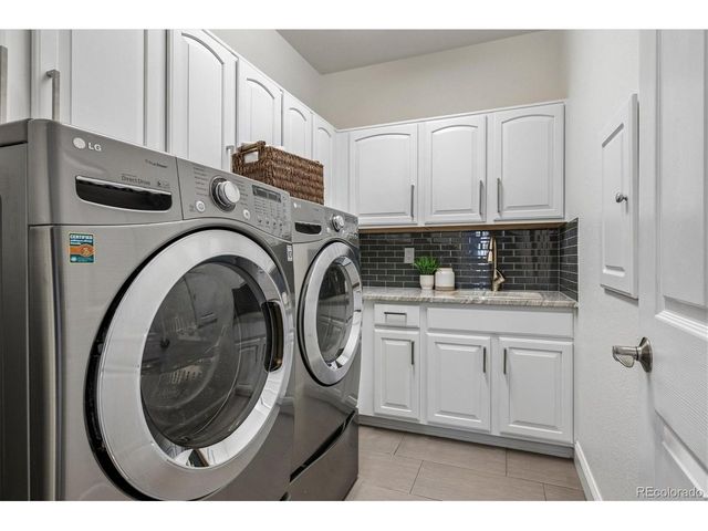 2861 Canyon Crest Dr, Highlands Ranch, CO 80126